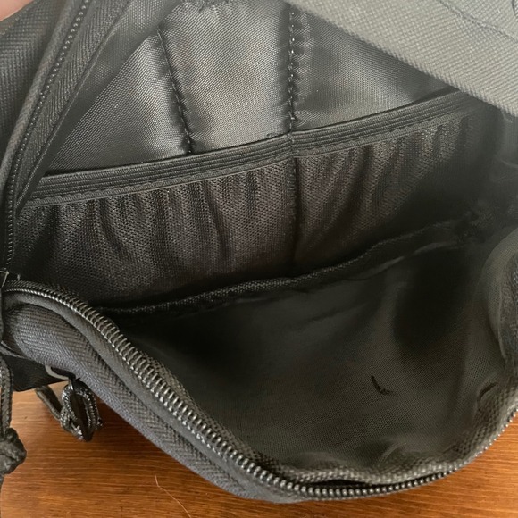 FRANNY "PACK" Fanny Pack Waist Bag Crossbody Black White zipper pockets pouch - Picture 4 of 7